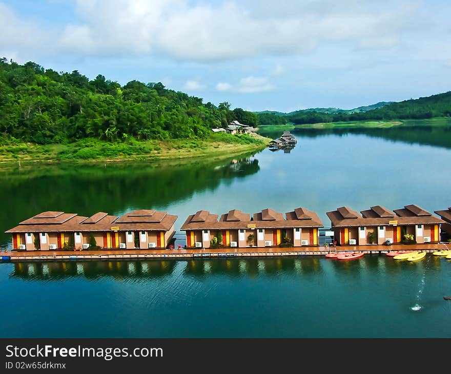 The rooms on a raft