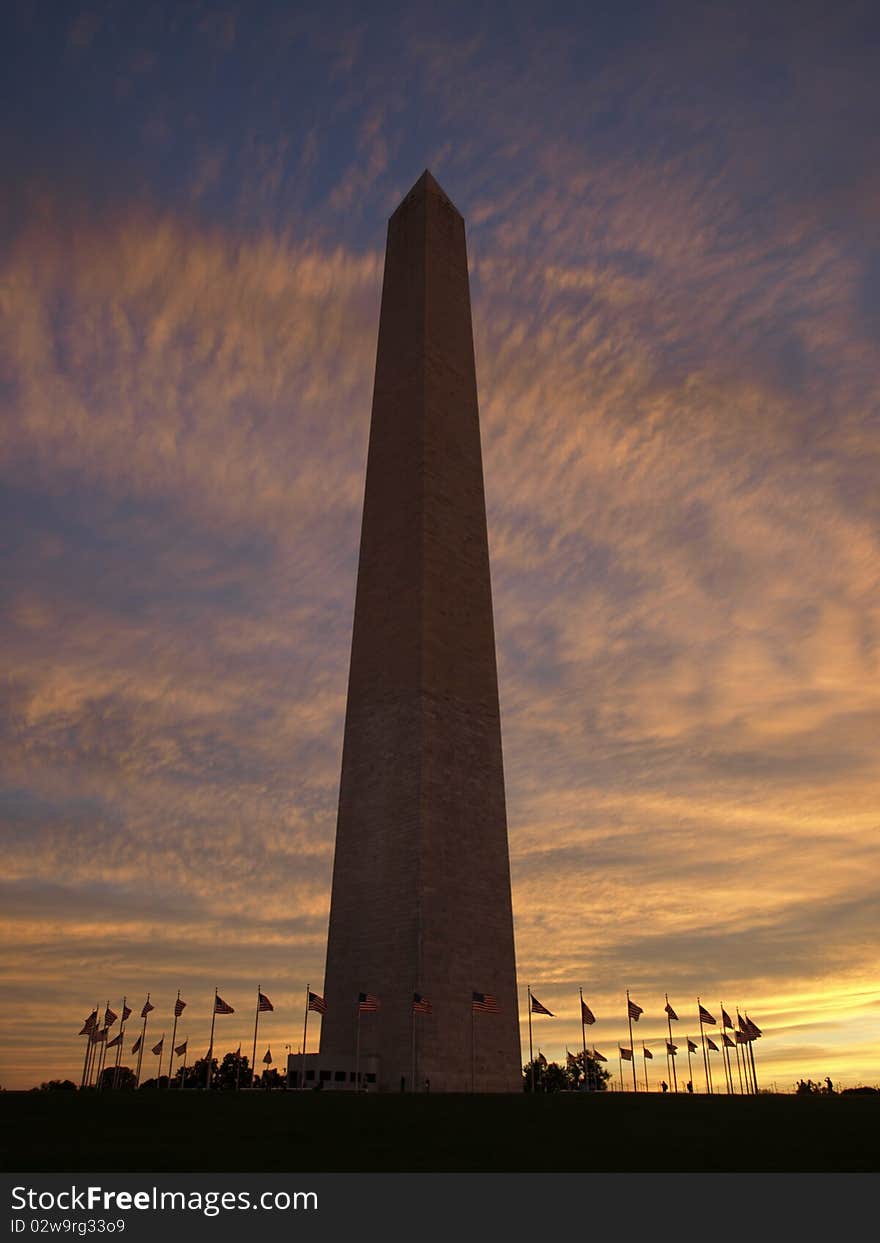 Washington monument at dawn