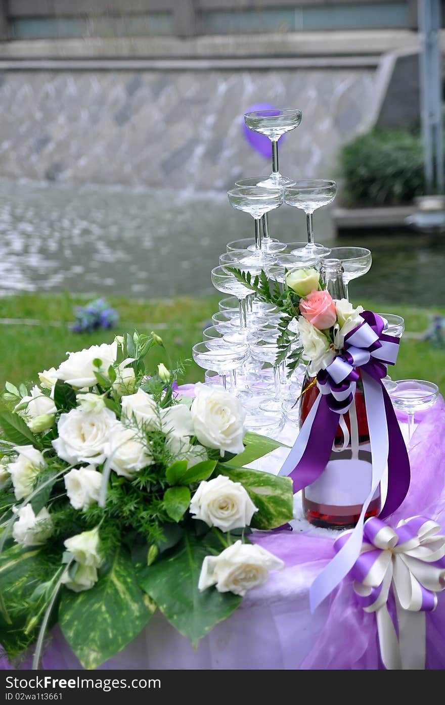 Champagne glasses tower in wedding，which taken in china