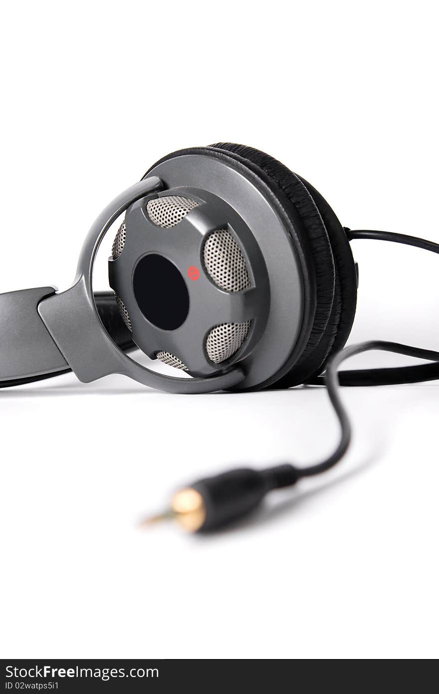 Isolated powerful stereo headphones