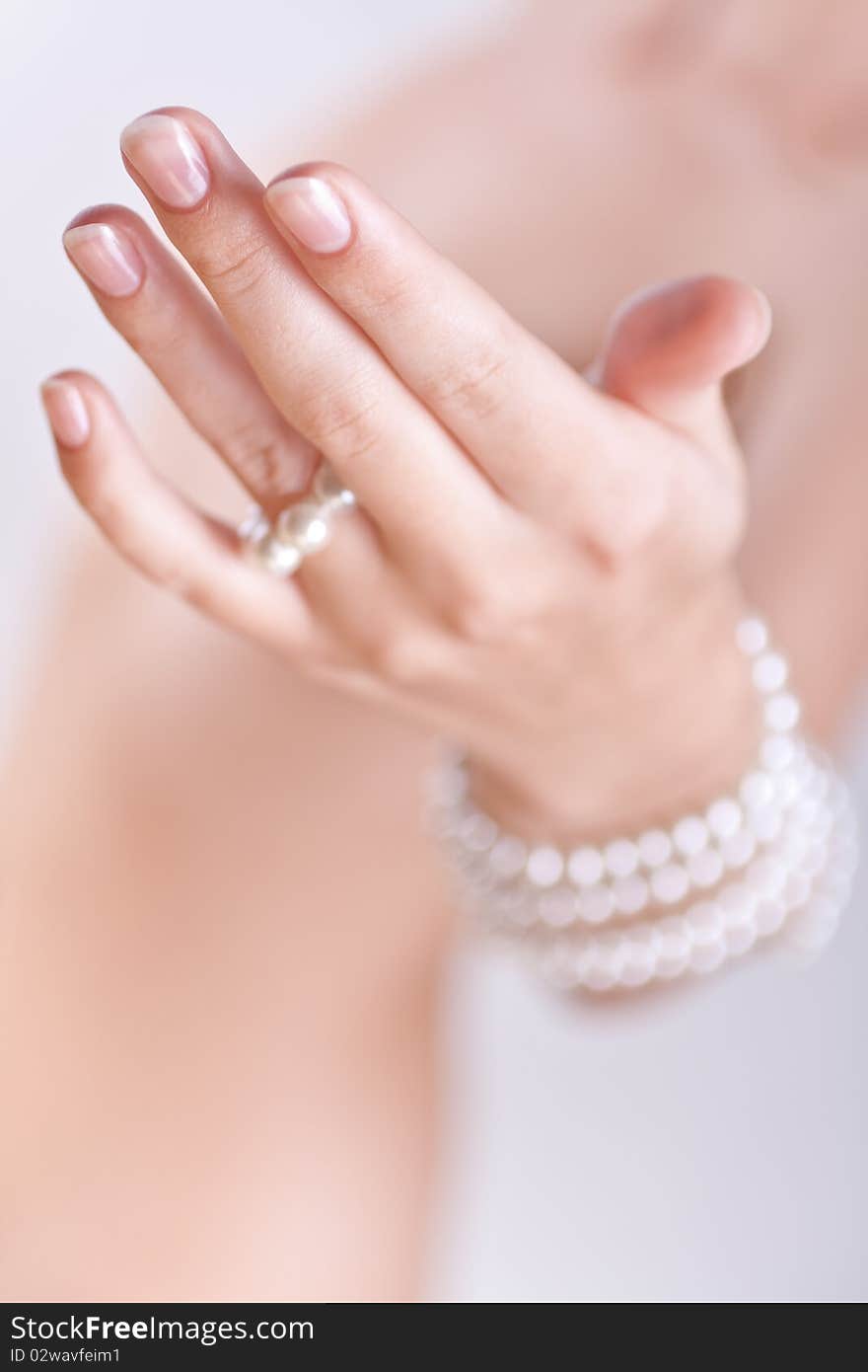 Pearls in the women s hands