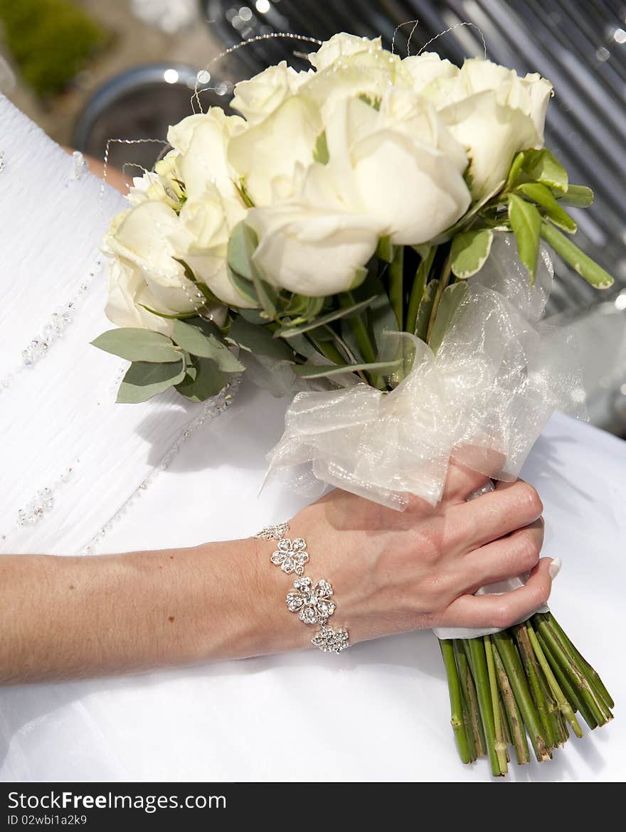 Bride's boquet of cream roses