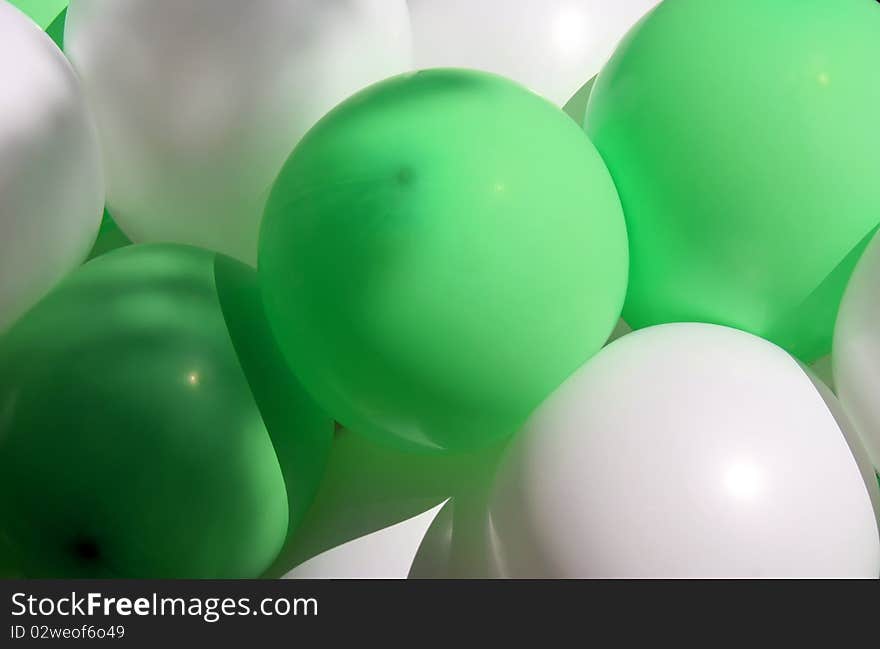 Background white and green balloons, now located diagonally