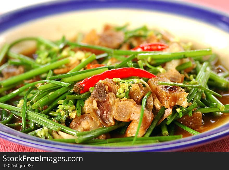 Chive Flowers (Dok Gui Chai) are the flowering tips of chives and are used in stir-fries.