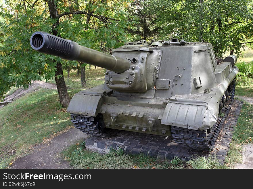 Russian tank stay in park