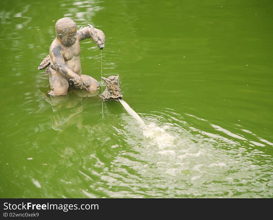 Hever Water Feature