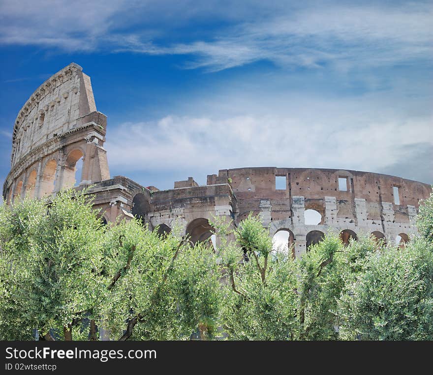 Famous Colosseum in Rome (Flavian Amphitheatre), Italia. Famous Colosseum in Rome (Flavian Amphitheatre), Italia.