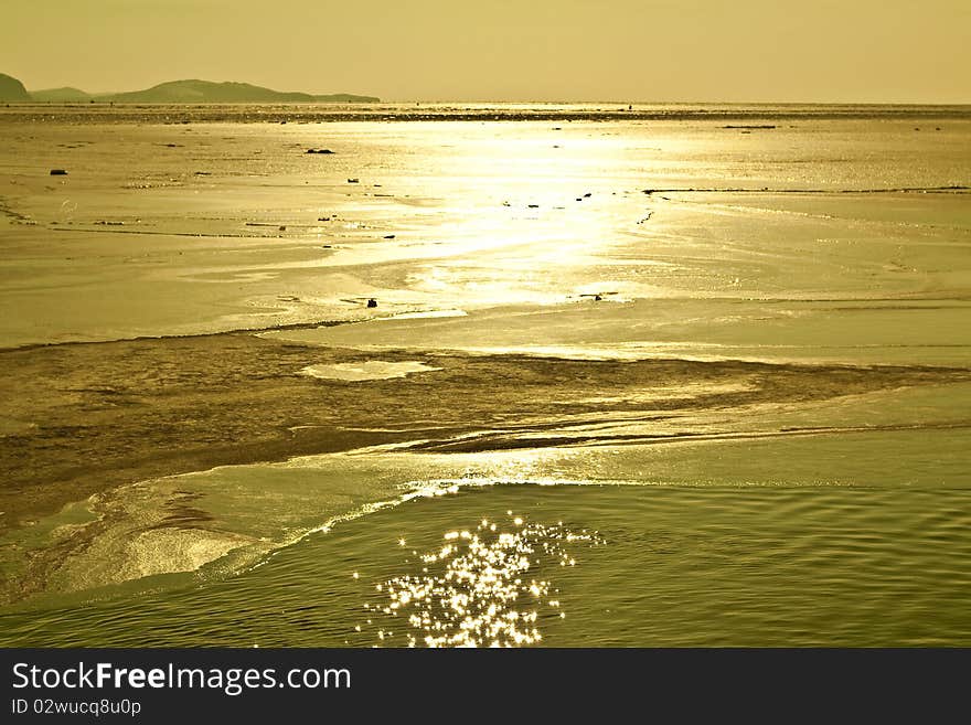 Decline on the sea in thawing ices