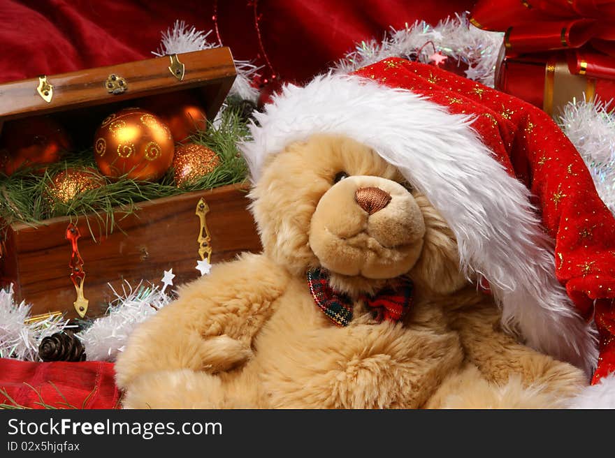 A cute plushy bear and different colorful balls as a Christmas gift. Perfect to use as a Christmas card. A cute plushy bear and different colorful balls as a Christmas gift. Perfect to use as a Christmas card.