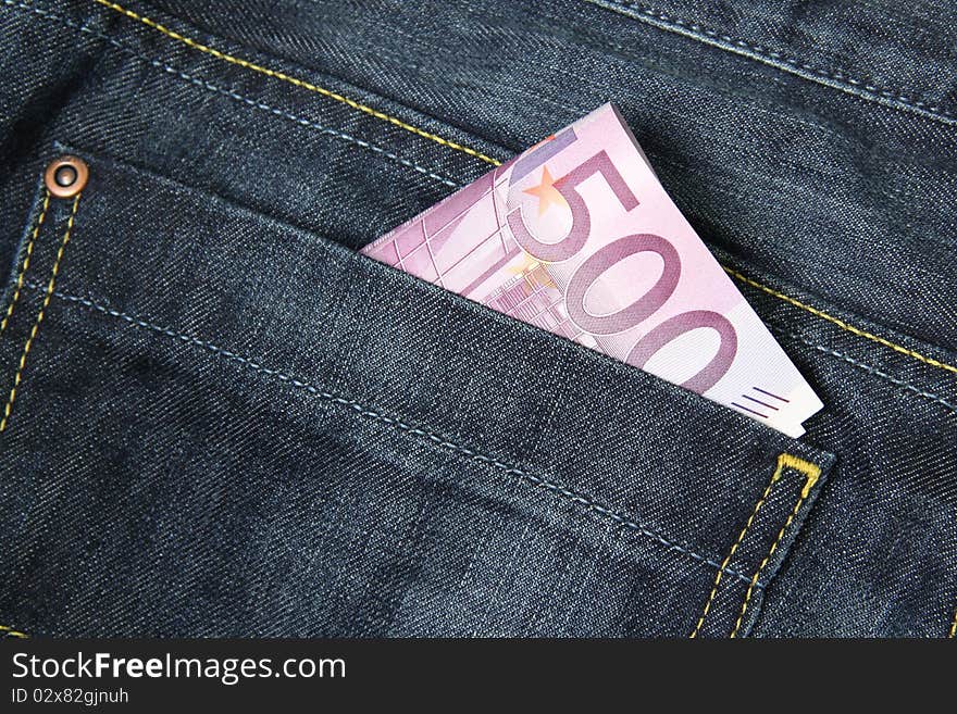 500 Euro banknotes in a jeans pocket