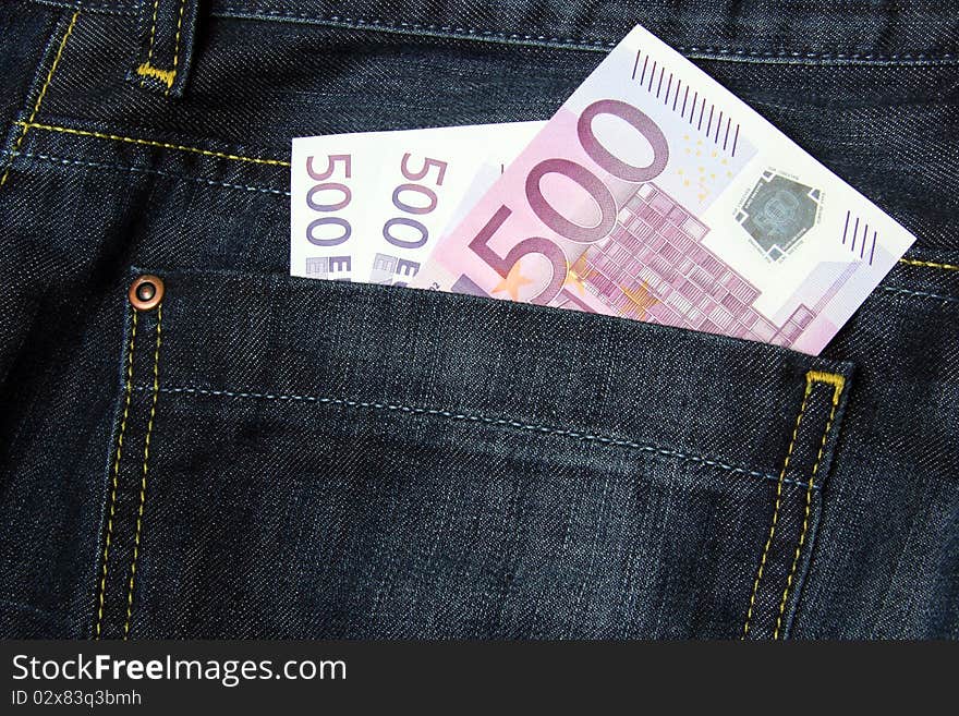 500 Euro banknotes in a jeans pocket