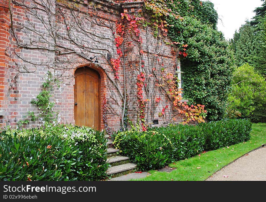 An English Garden in early Autumn