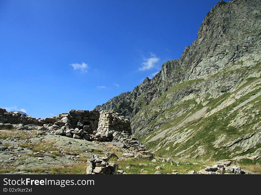 Sites Of Madmen And Mirrored, France