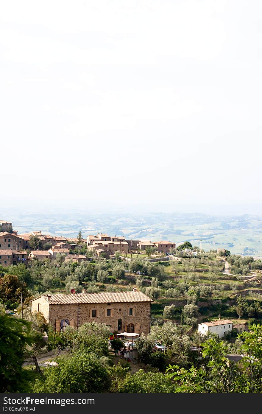 A village in Tuskanian hills