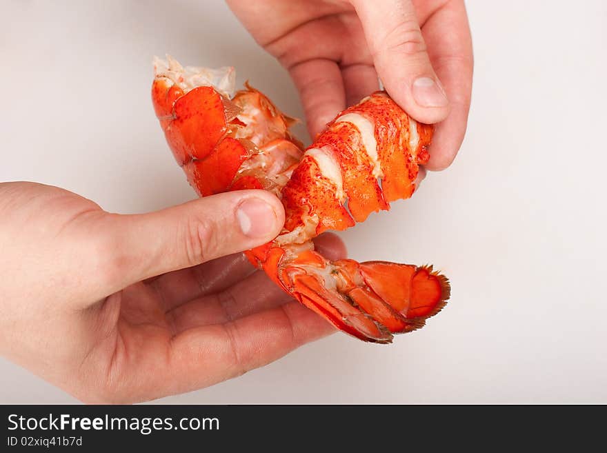 Lobster, Pulling The Tail Out