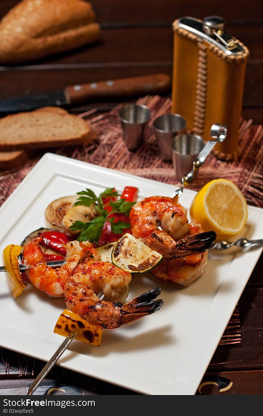 grilled prawns with vegetables