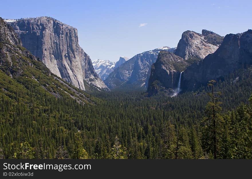 Yosemite National Park Tunnel View