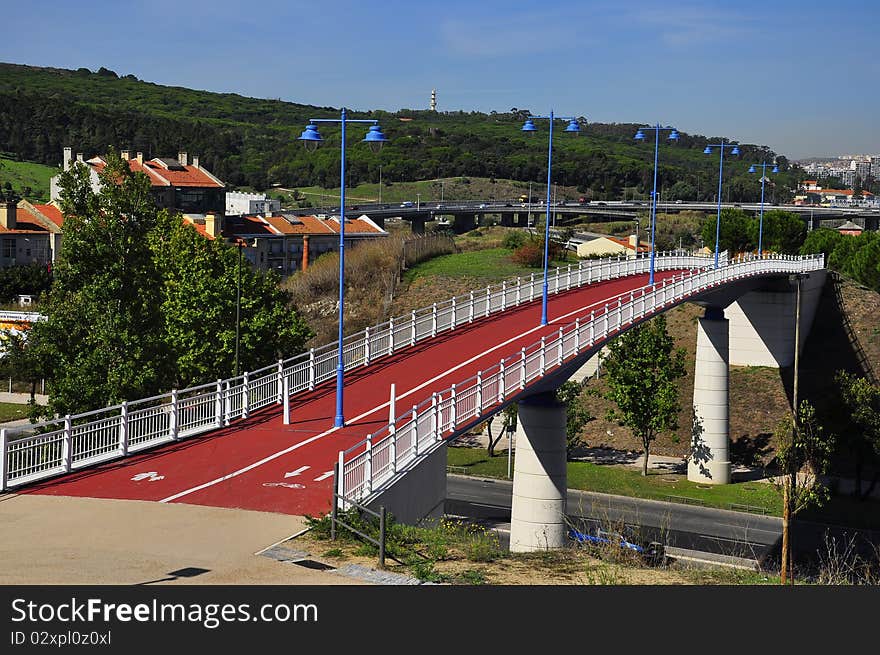 Running track, a bridge to a new city