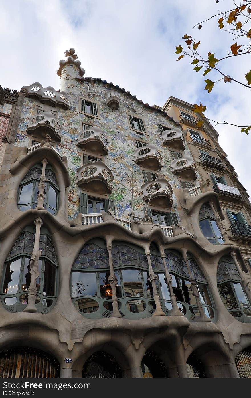 Casa Battlo in Barcelona, picture taken during the daytime.