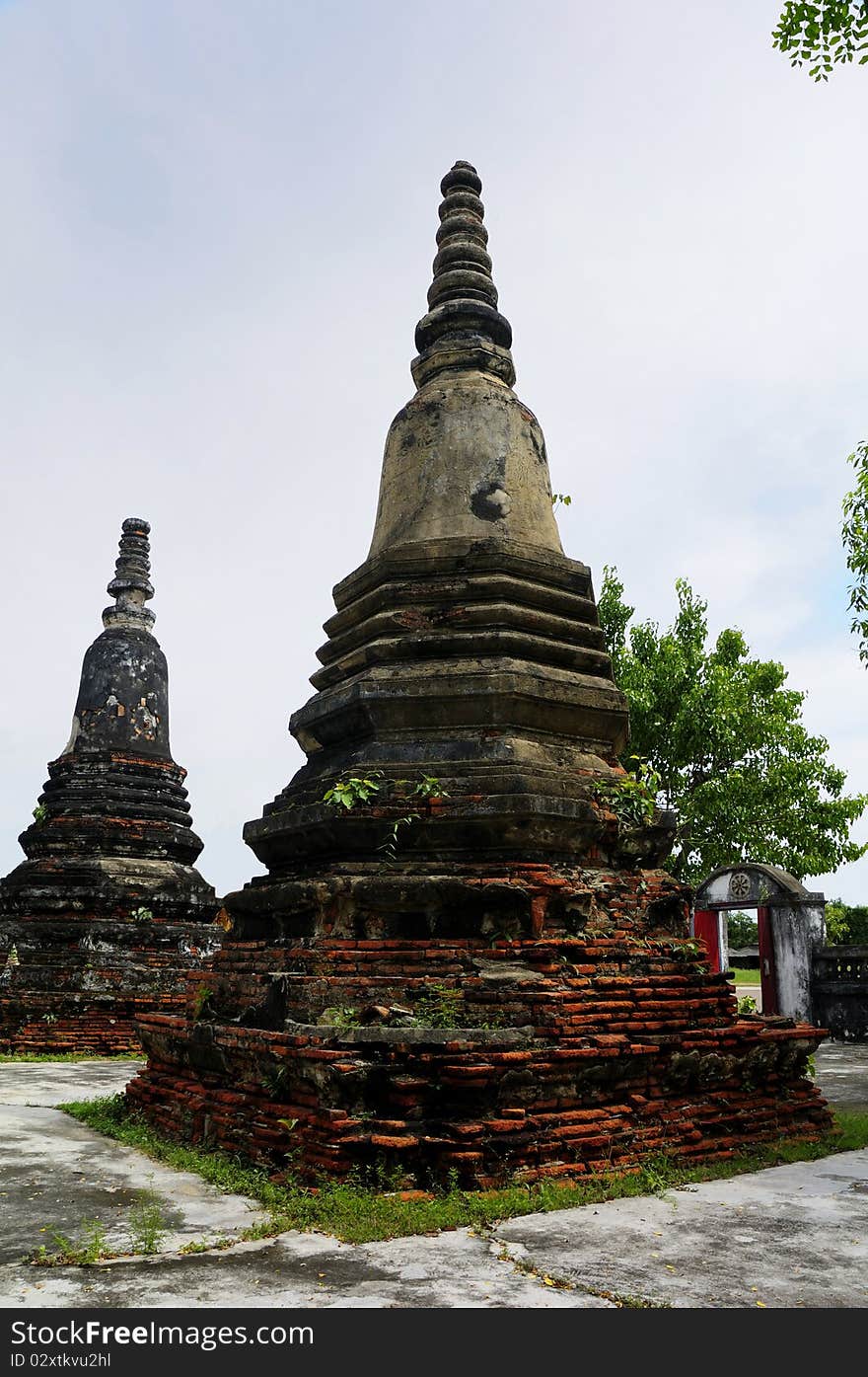 Stupa, Buddhist monastery, in the templ