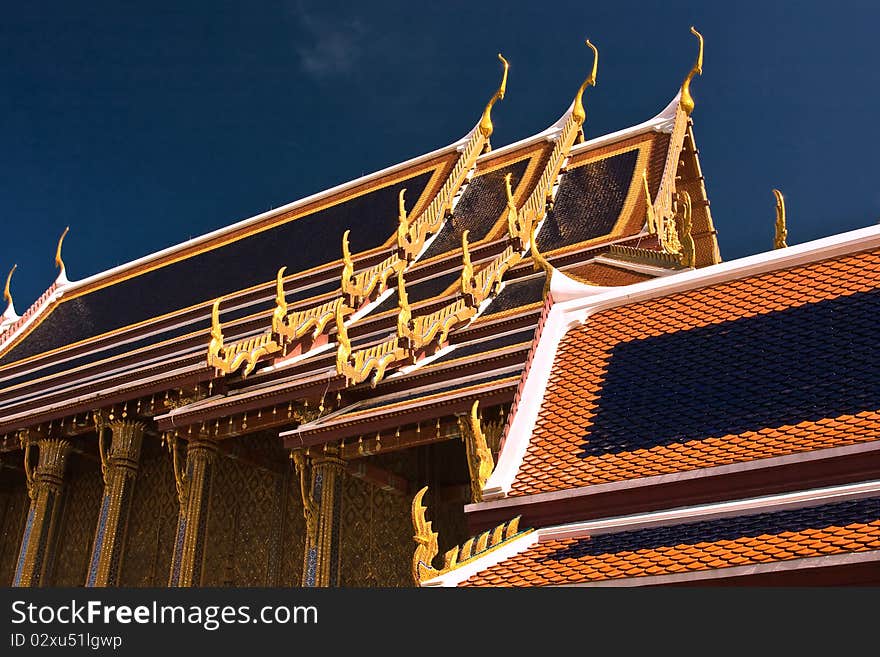 Buddhist builiding at wat prakeaw. Buddhist builiding at wat prakeaw