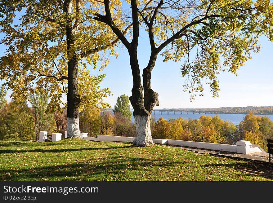 Park on the riverbank.