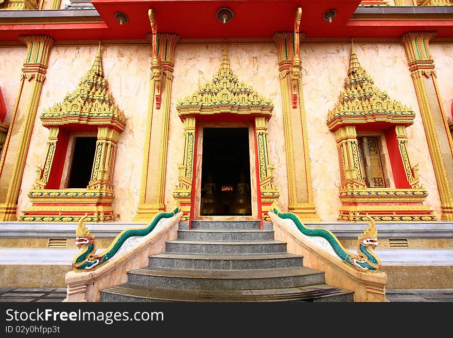 Golden wimdow in thai temple