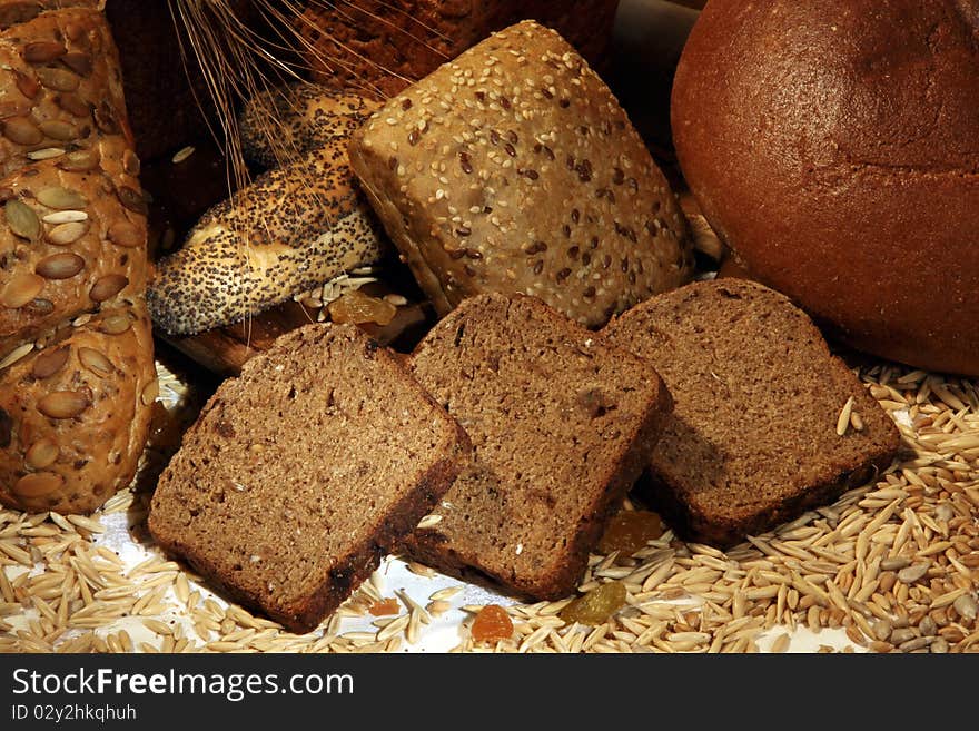 Group of bread products with different seeds