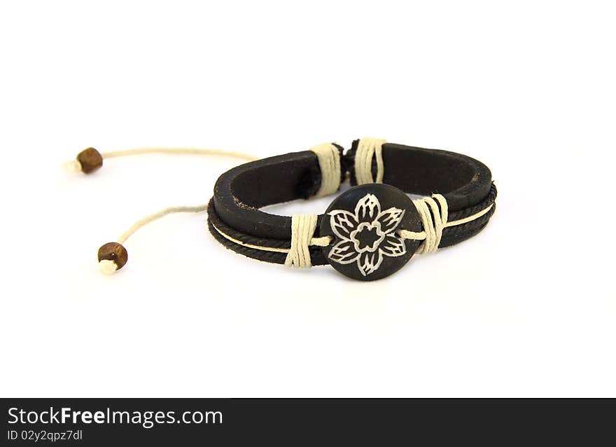 Skin  bracelet with flower