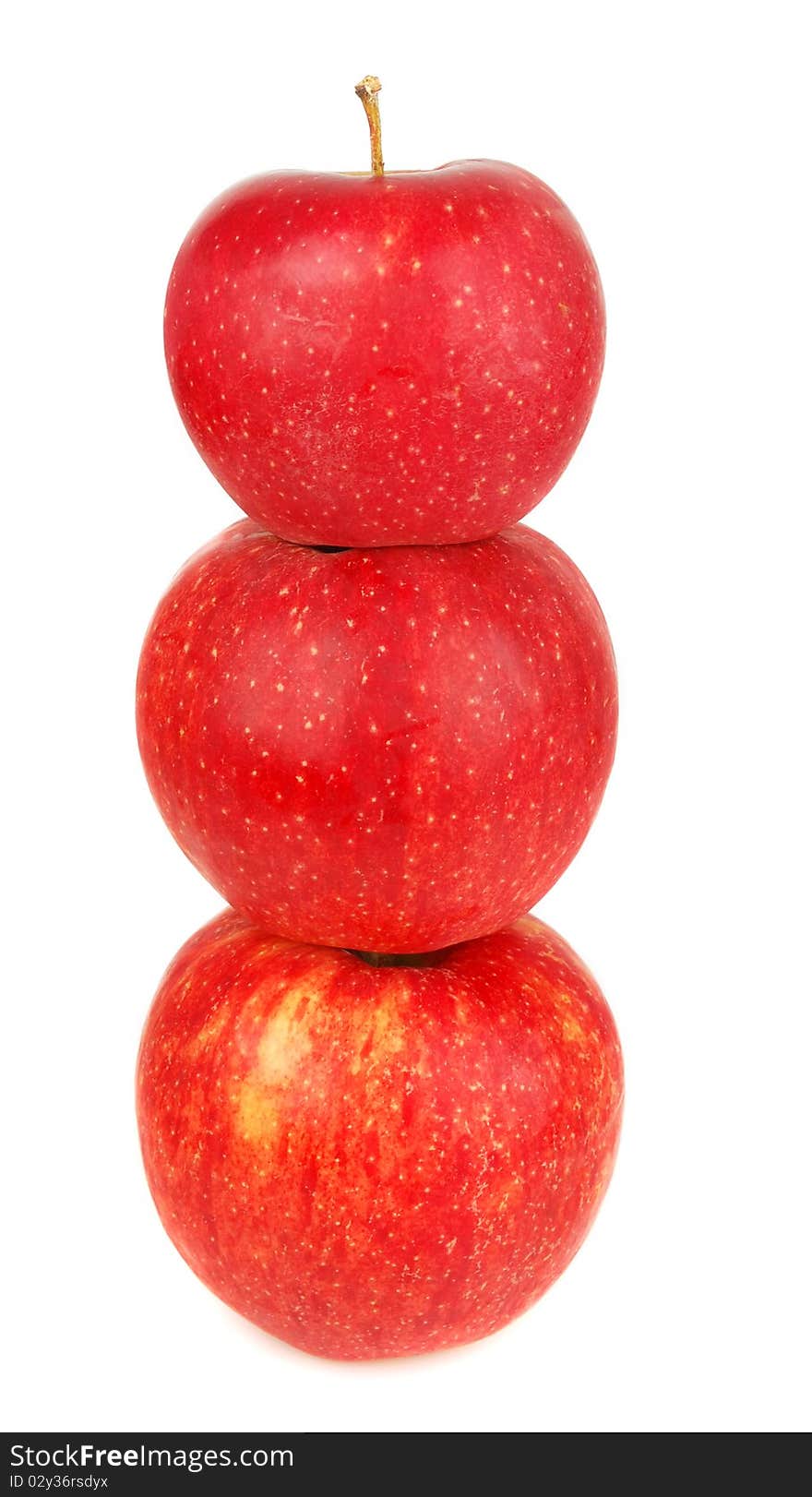 Three Red Apples Pyramidal.