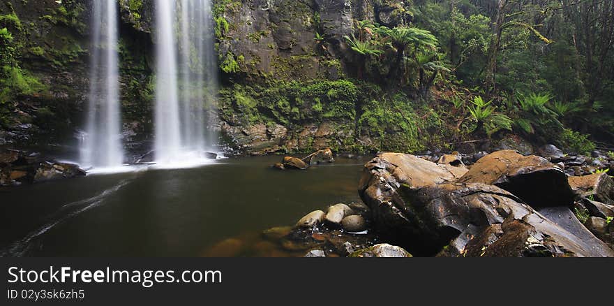 Interesting view of the very popular hopetoun falls. Interesting view of the very popular hopetoun falls