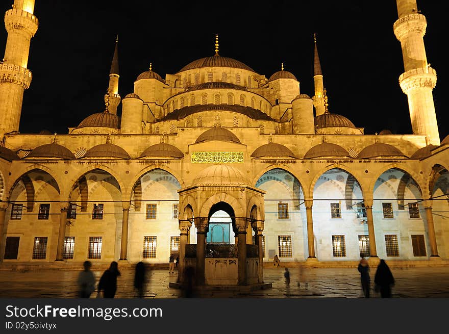 Blue mosque in Istanbul at night