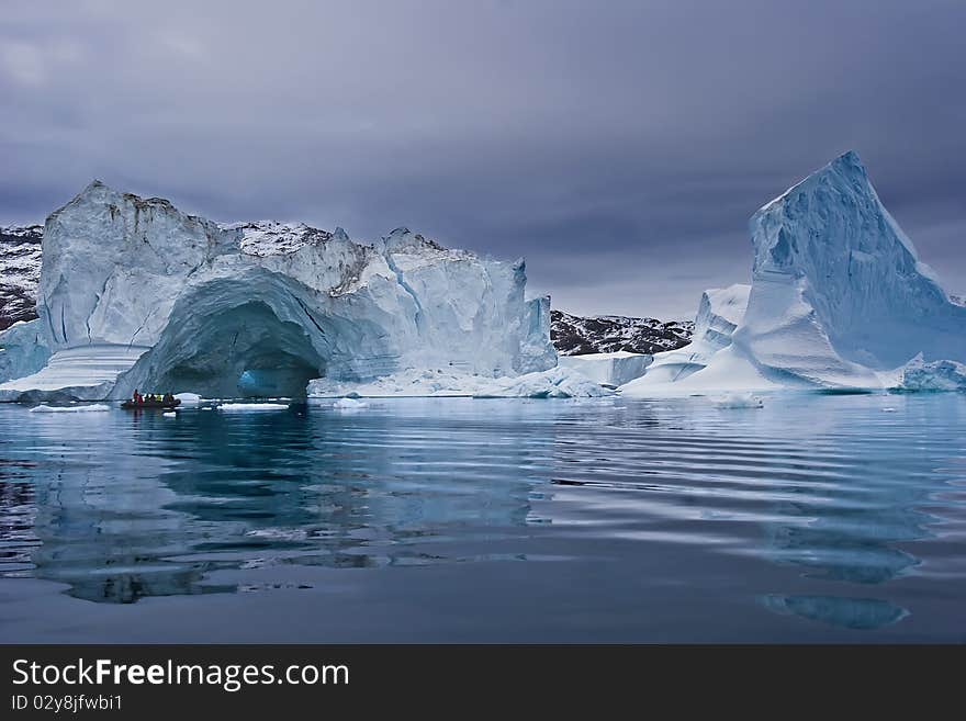 Iceberg cruise