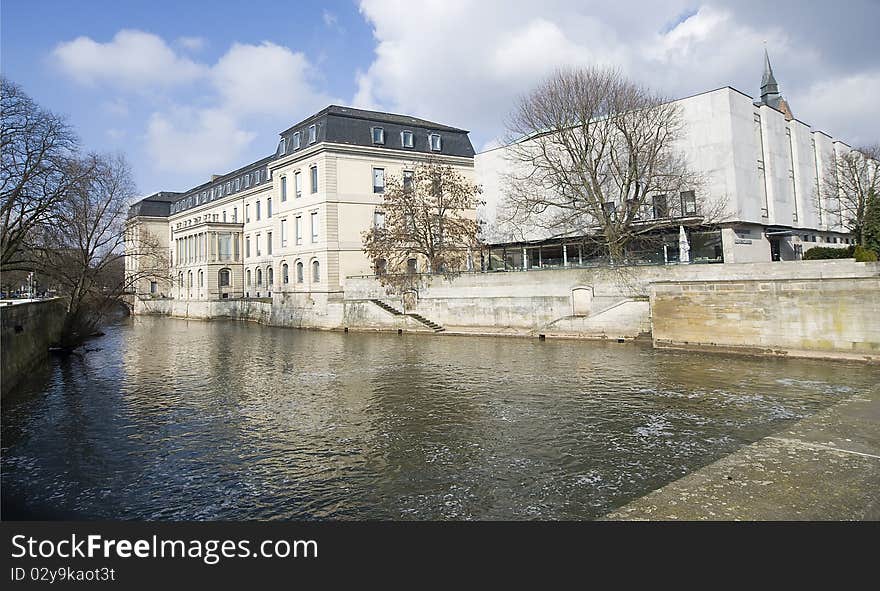 The leibniz shore in hannover