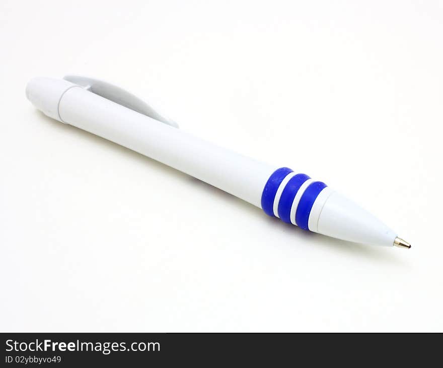 The dark blue ball pen