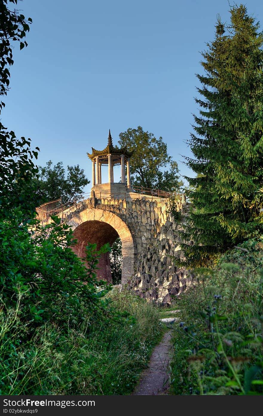 Bridge and pavilion in Chinese style, Tsarskoje Selo, St.Petersburg, Russia. Bridge and pavilion in Chinese style, Tsarskoje Selo, St.Petersburg, Russia