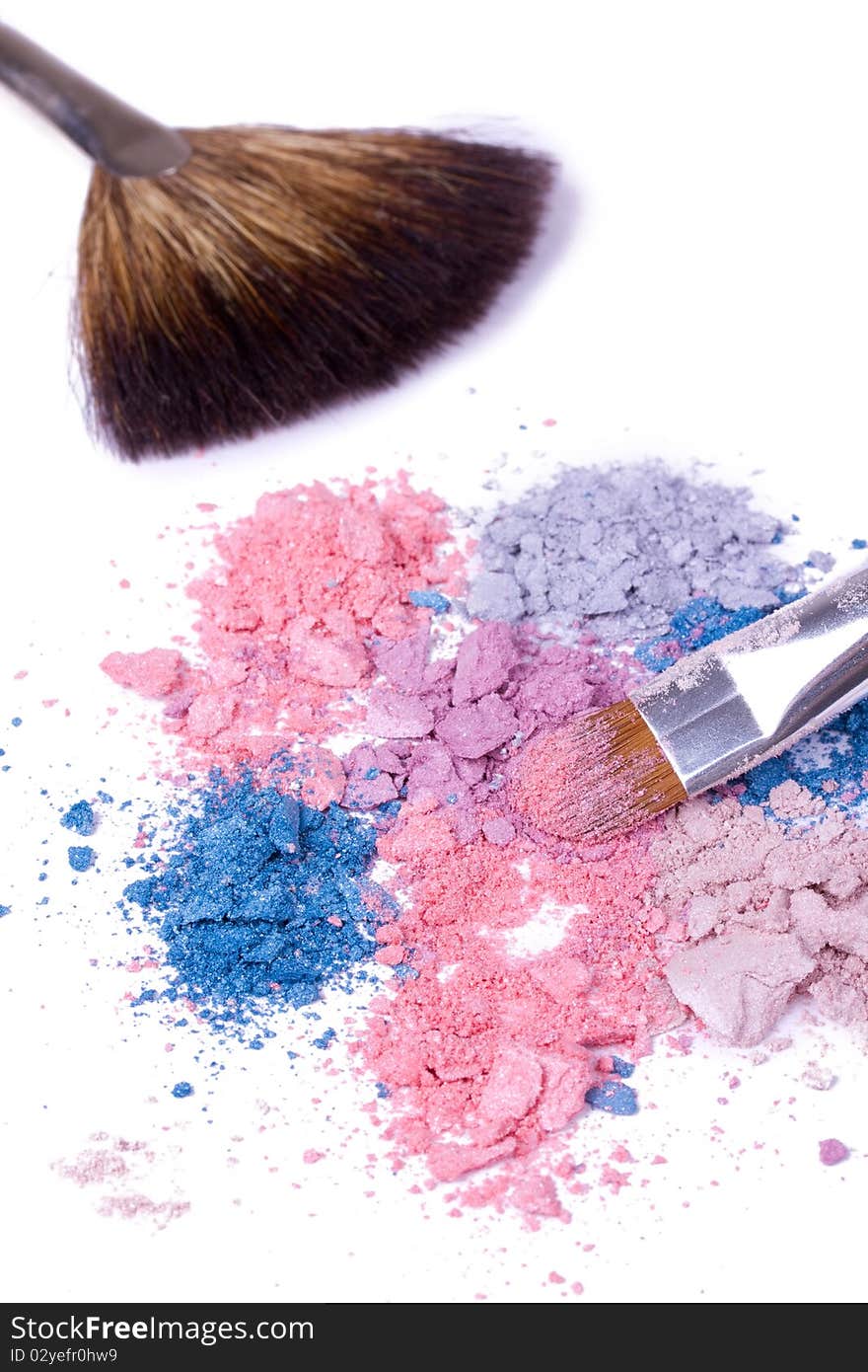 Make-up Brush On Crushed Eyeshadows