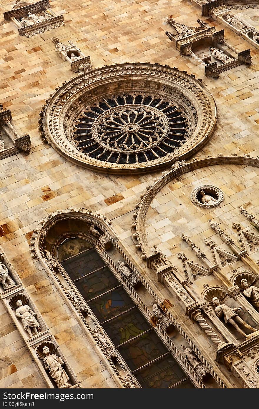 Como cathedral facade.