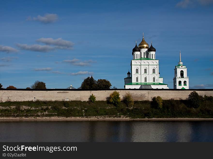 View on the Pskov Kremlin and Trinity Cathedral. View on the Pskov Kremlin and Trinity Cathedral.