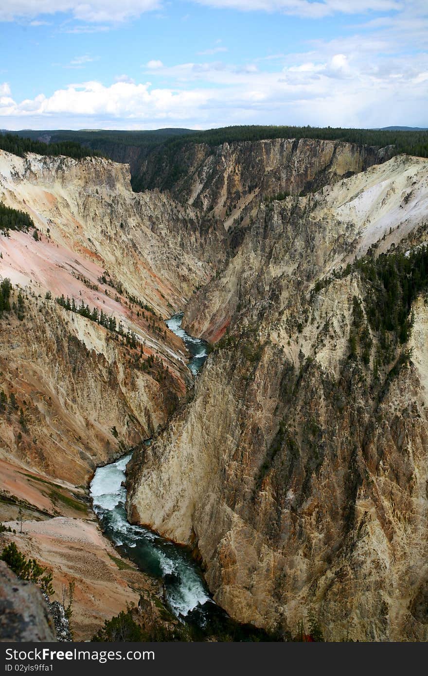 Grand canyon of yellow stone national park