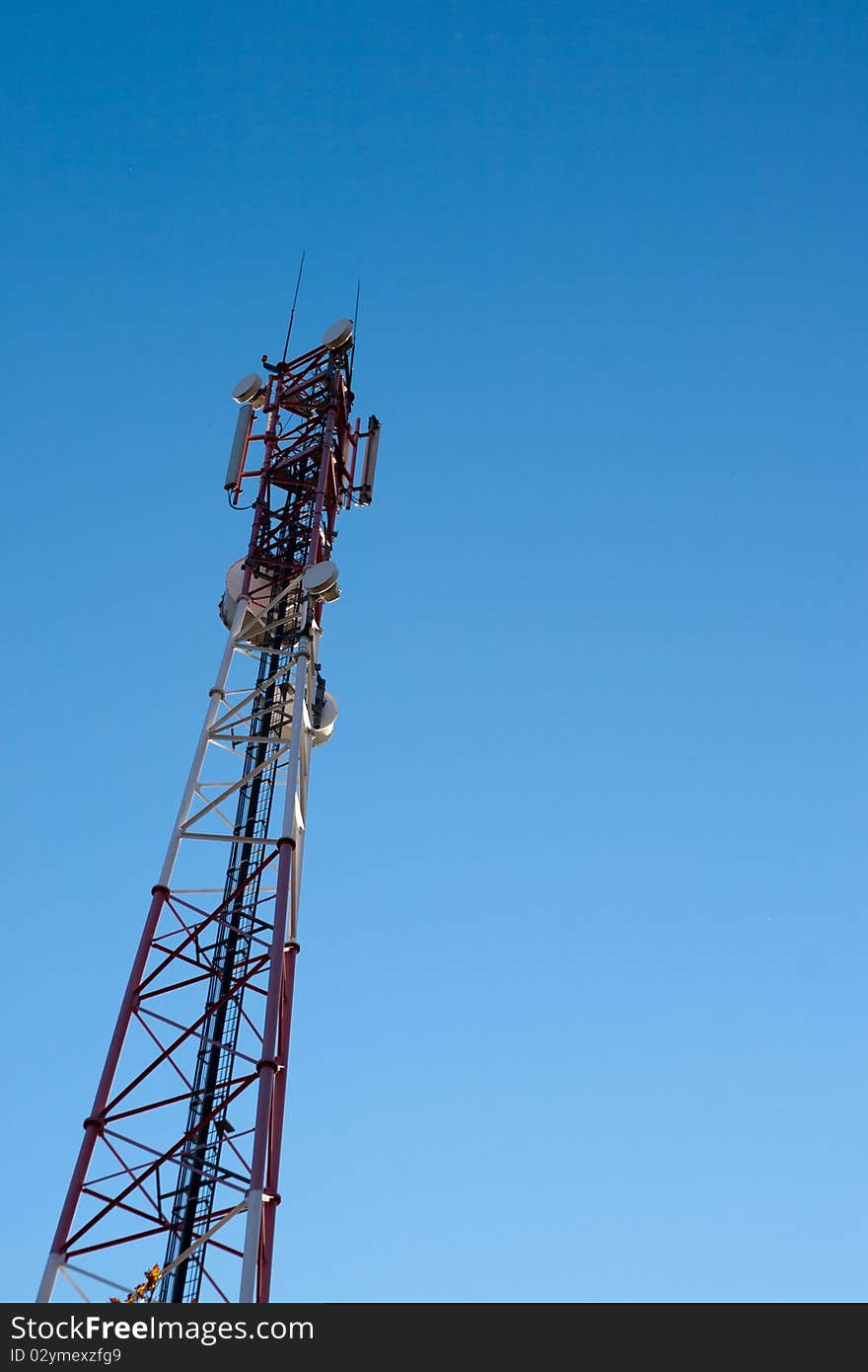 Comunication antenna against blue sky