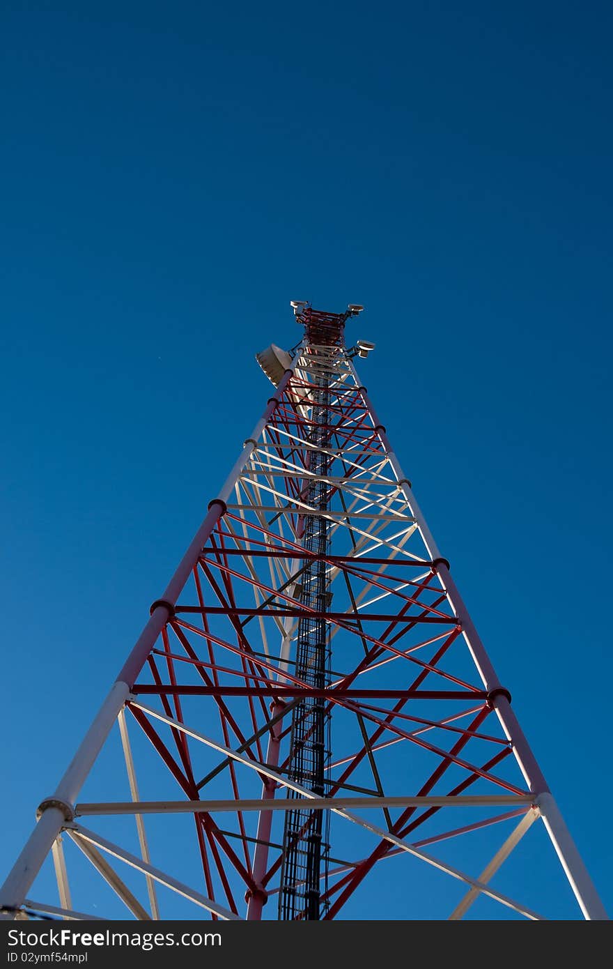 Comunication antenna against blue sky