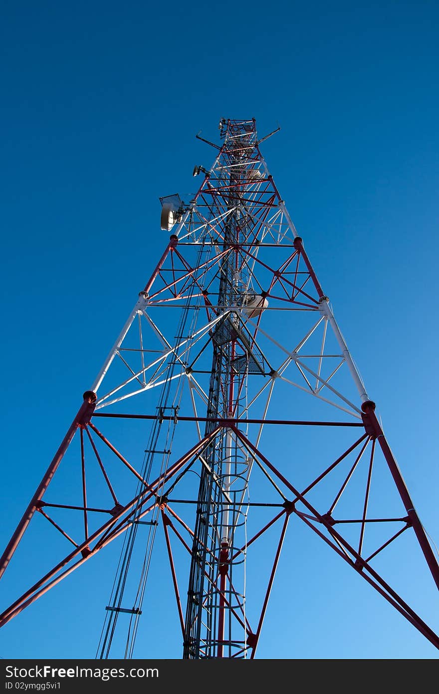 Comunication antenna against blue sky