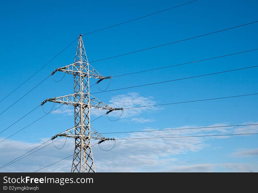 Electricity pylon