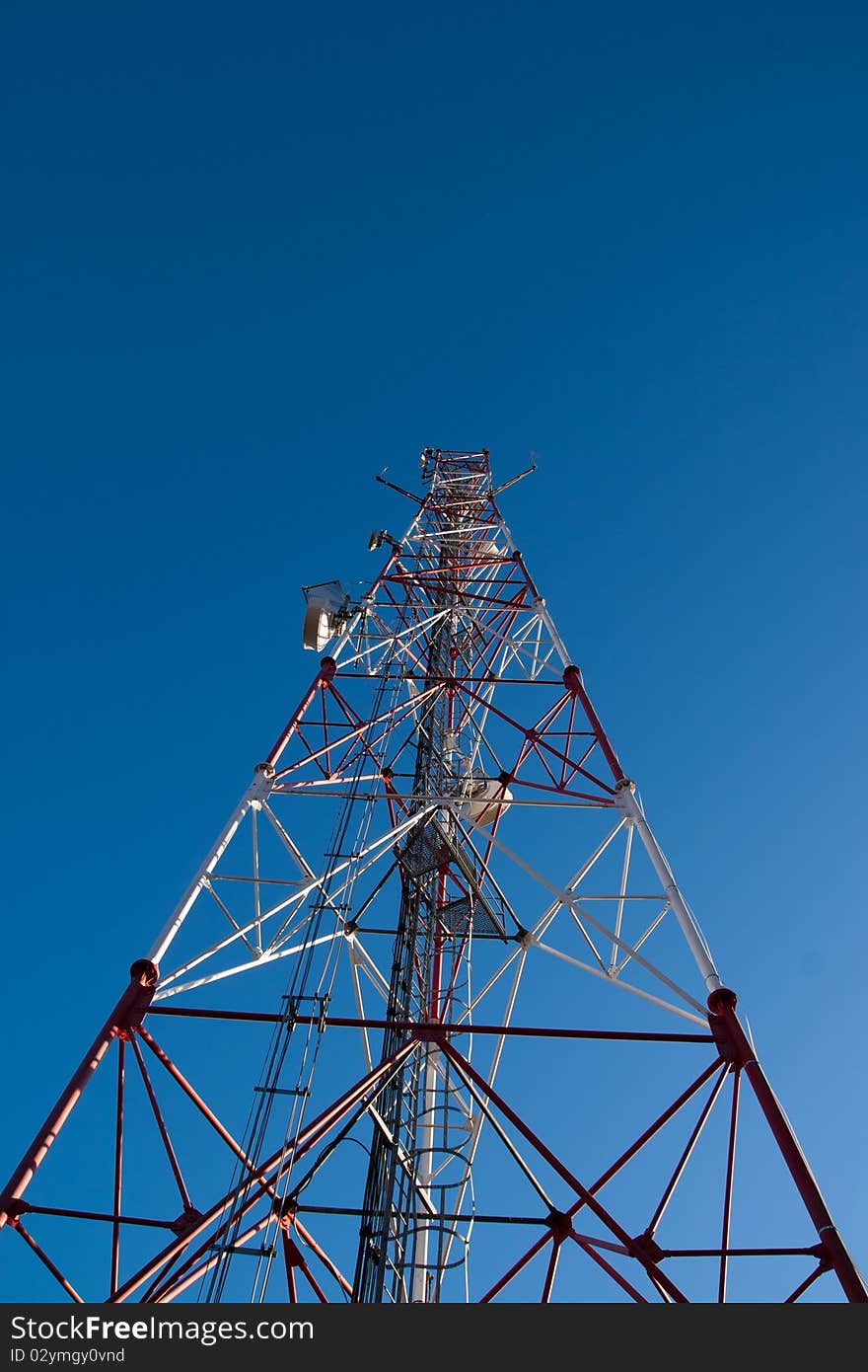 Comunication antenna against blue sky