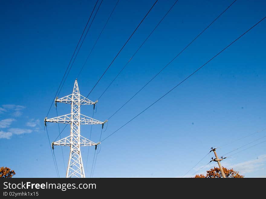 Electricity pylon