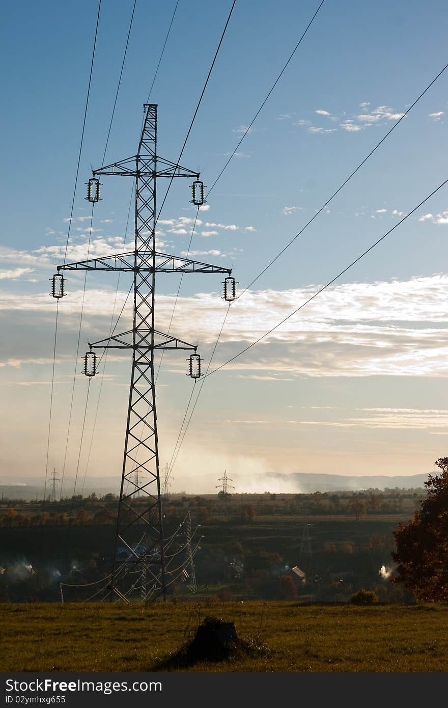 Electricity pylon