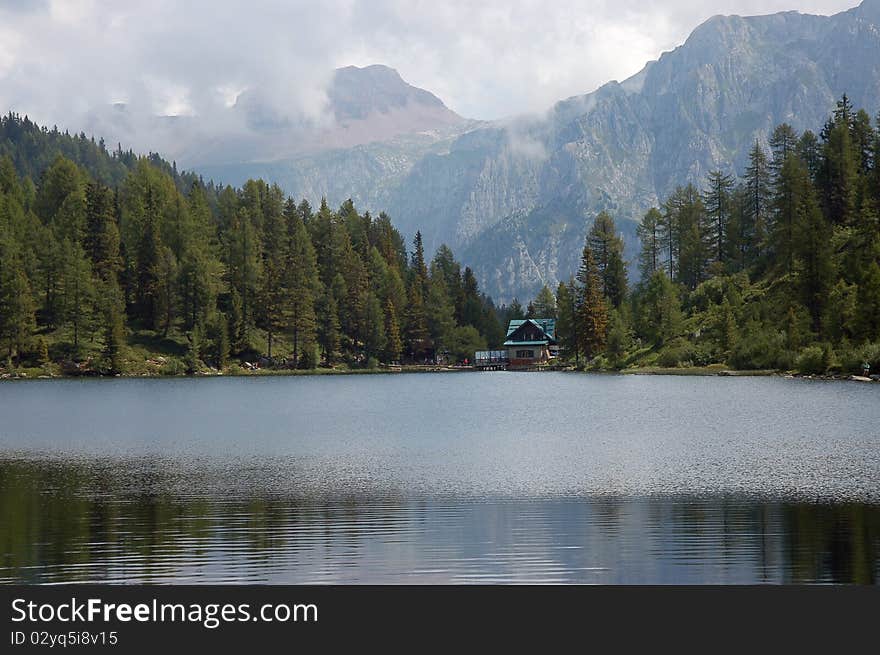 Lago Nambino, Alps.