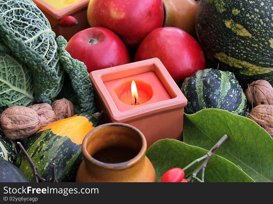 Decoration for Thanksgiving with fruit and vegetables