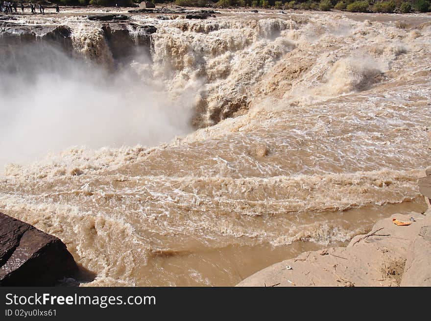 Hukou falls in yellow river